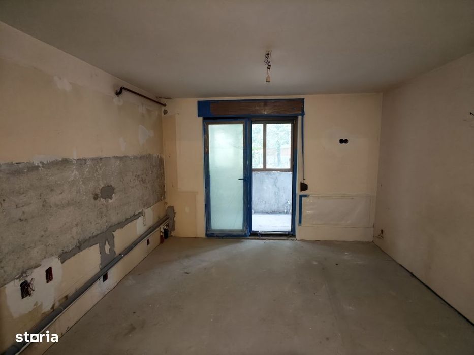 Ag Avantaj imobiliare Ap 3 cam, zona scoala 24, la o uri Brazda