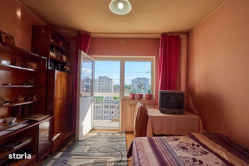 Apartament cu 3 camere - CENTRAL, zona 1 Mai, Pitesti