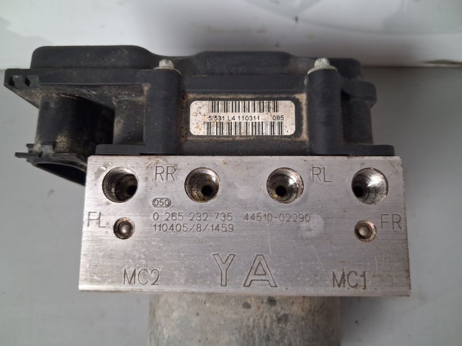 ABS блок Toyota Corolla 1.6i 2011г.