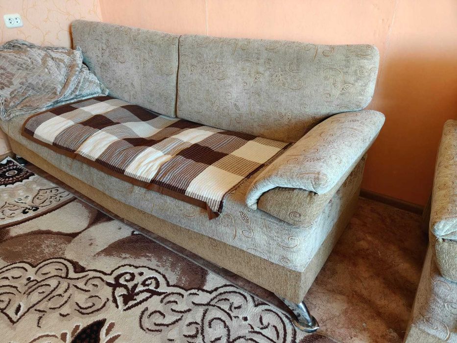 Дарю диван с кресло и ковер
