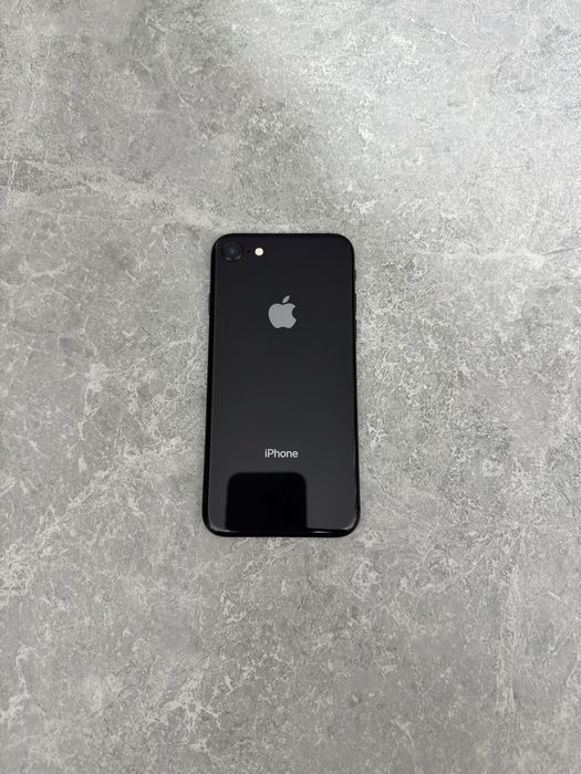 iPhone 8 64GB Space Black