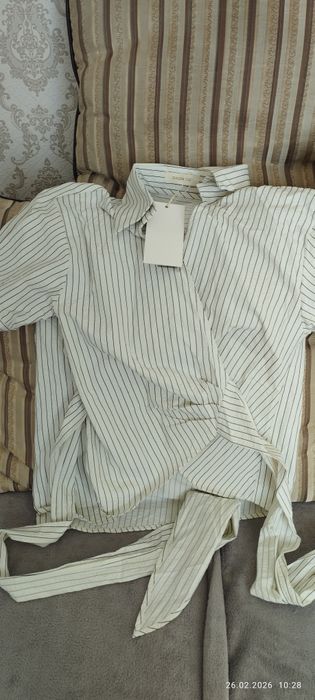 Продам блузки (рубашки)