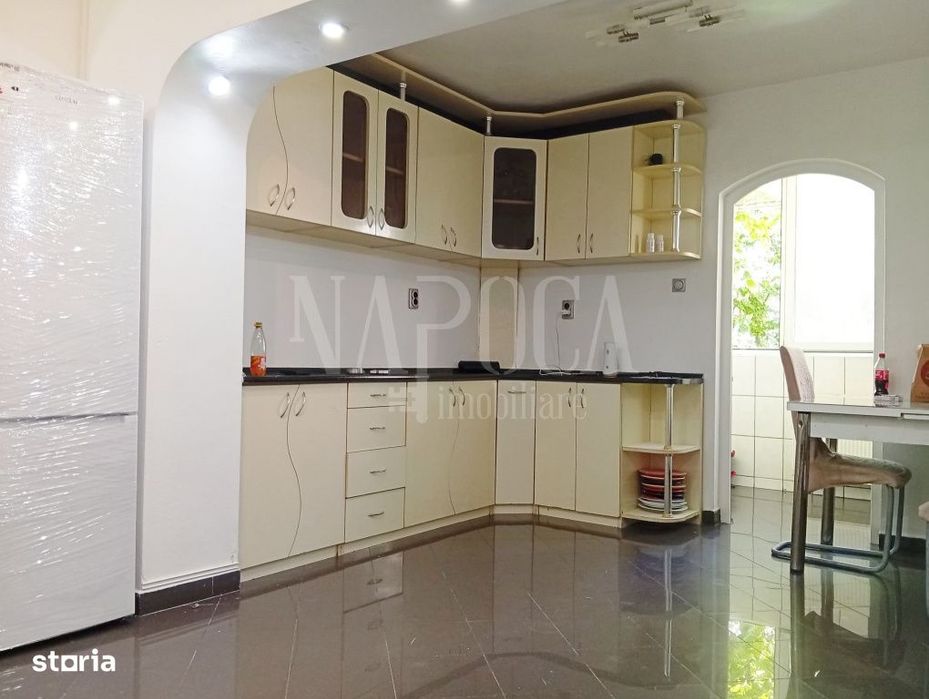 Apartament 3 camere de vanzare in Rogerius Oradea, Oradea