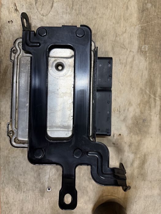 Компьютер ЭБУ от Hyundai Accent 2013г