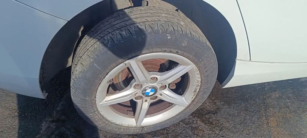 Dezmembrari / Dezmembrez BMW 116 B37D15U0 cutie viteze cutie viteze manuală GS6-17DG cod culoare ALPINWEISS III (300).