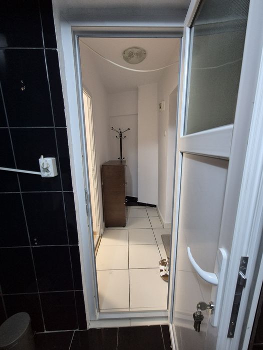 Garsoniera decomandata de inchiriat – Micro 11