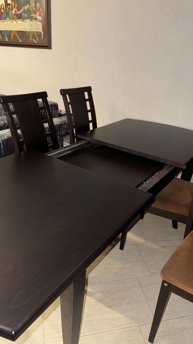 Поръчкова трапезна маса и столове