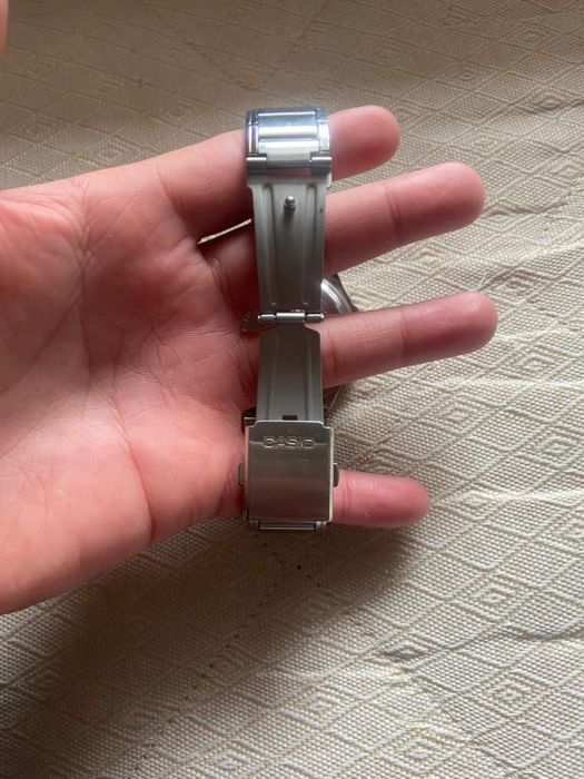 продам часы Casio оригинал