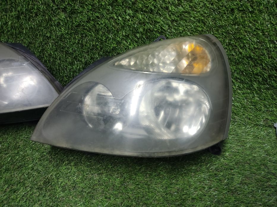 Фары Renault Clio