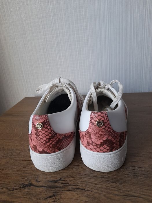 MICHAEL KORS дамски обувки 38 номер.