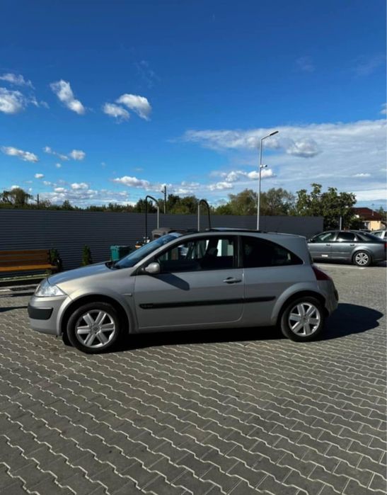 RENAULT MEGAN 1.4 бензин