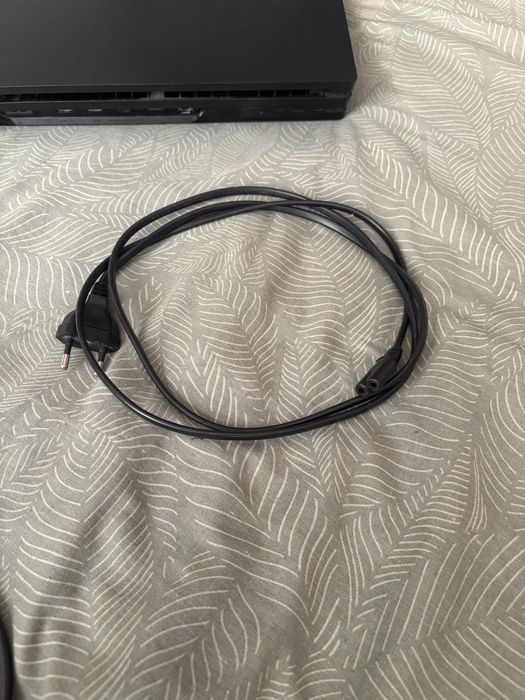 Playstation 4 pro 1tb