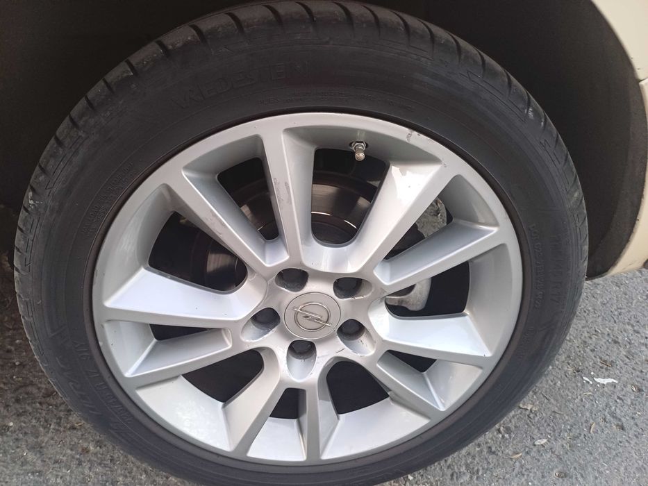 Джанти с Гуми за Опел