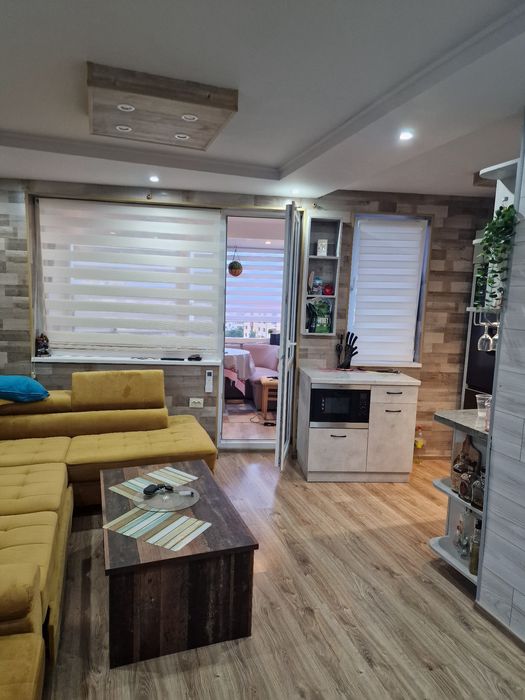 Продава се Двустаен апартамент в Стара Загора, Железник - изток - 61 кв.м за 1361 €/кв.м - Снимка #1