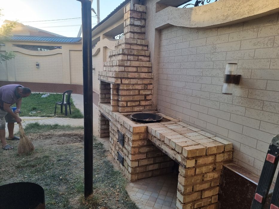 Летние кухни строем