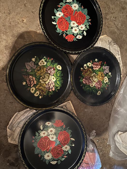 Падносы советские новые каждая по 115000сум