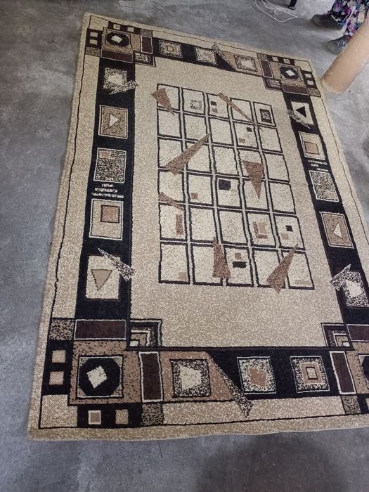 Ковер 1,5х2,3, чистый