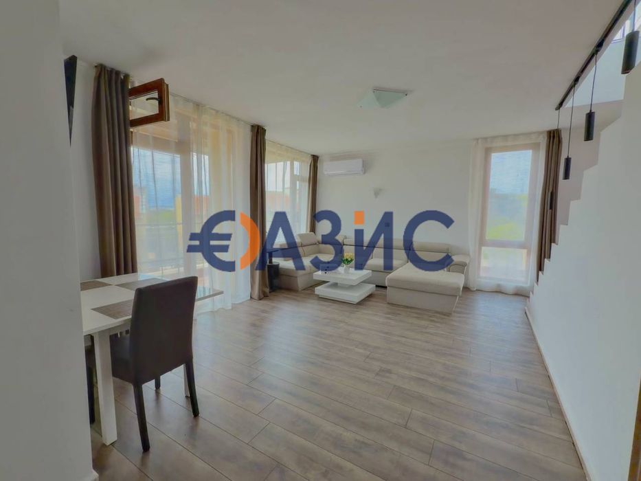 Продава се Двустаен апартамент в Свети Влас - 130 кв.м за 400 €/кв.м - Снимка #1