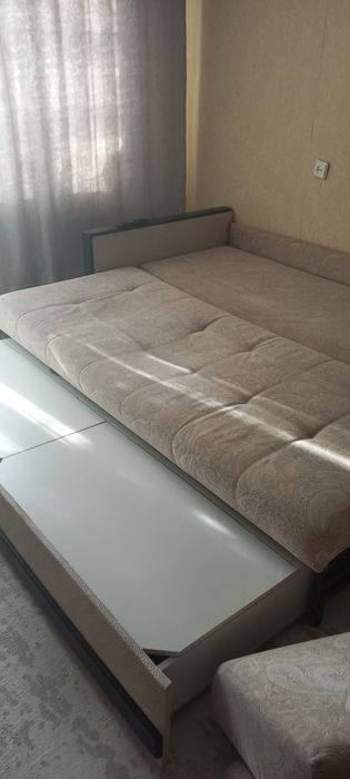 Продам диван недорого