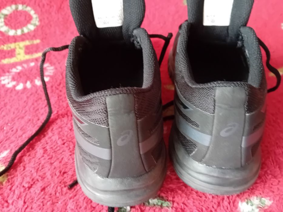 Asics Маратонки, 37 номер, нови