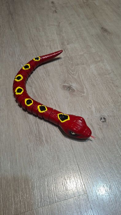 Детски дрехи и играчки по 4 евро