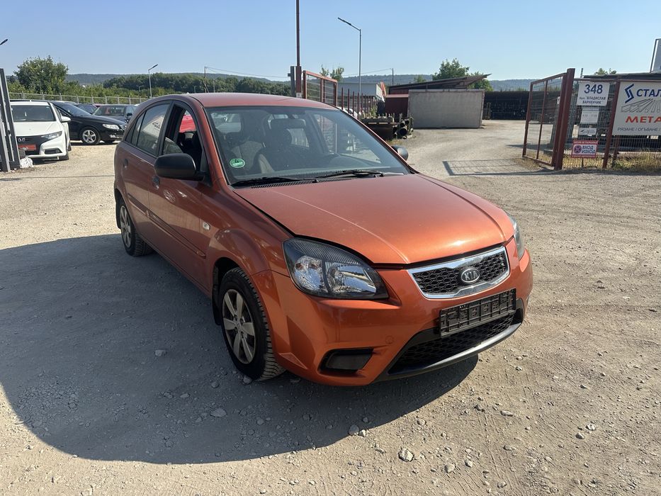 Kia Rio facelift 1.4i - На Части!!!