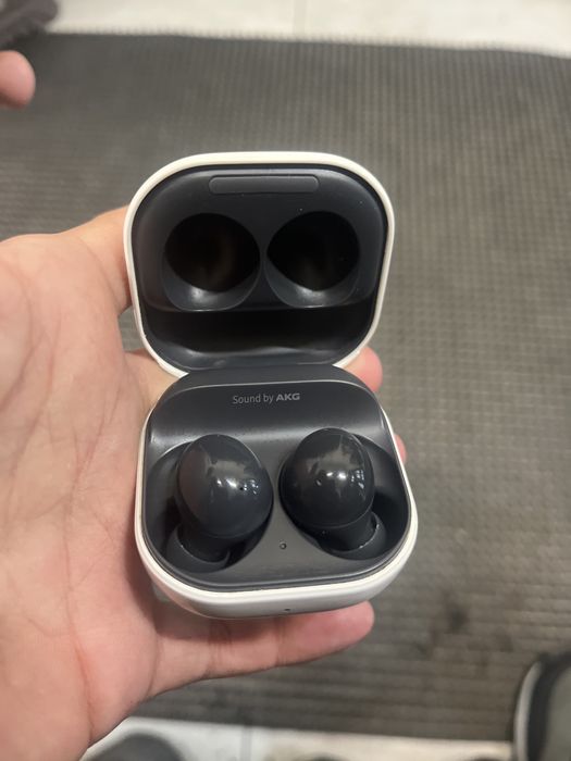 samsung galaxy buds2