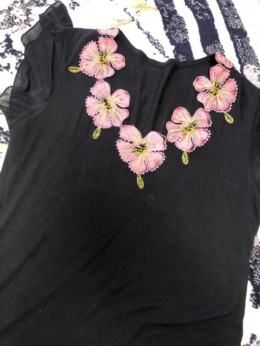 Футболка женская