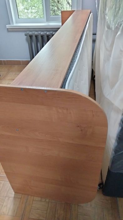 Продам кровать матрасом