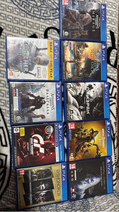 Продам PlayStation 4