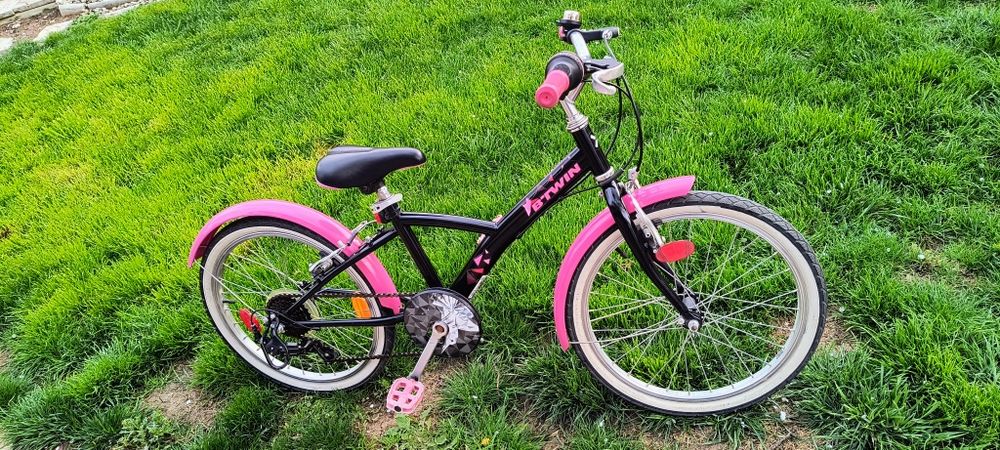 Bicicleta B-Twin 20" cu schimbator de viteze