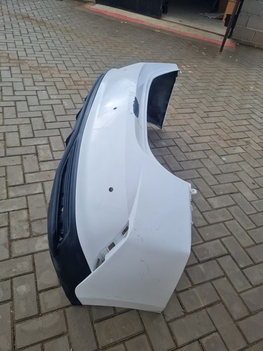 Бампер Hundai Acsent