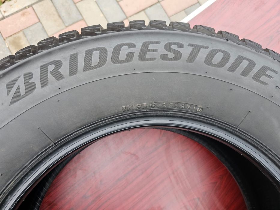 Продам зимние шины. Торг