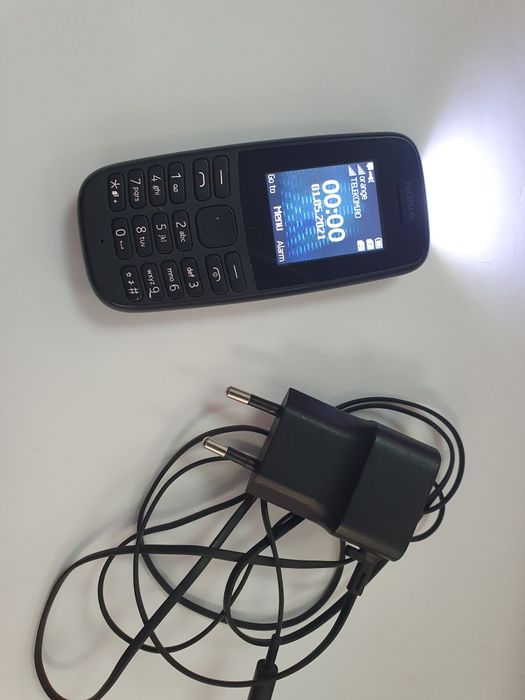 Telefon Nokia 105 2019 ca nou seniori necodat taste butoane tetris