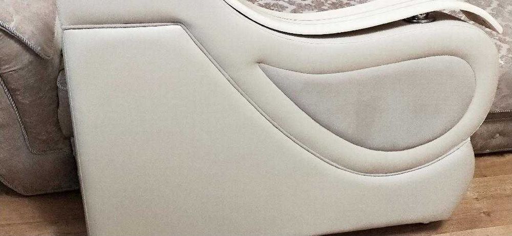 Продам красивый мини-диван