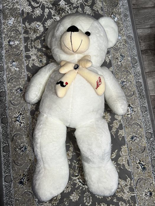 Продаю игрушки большого медведя