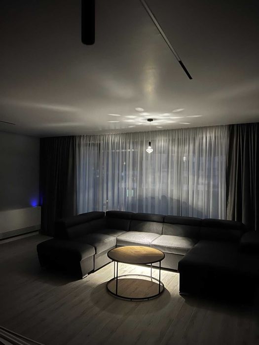 Дава се под наем Двустаен апартамент в Асеновград - 70 кв.м за 408 € - Снимка #1