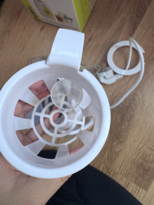 Incalzitor de biberoane Laica BC1004