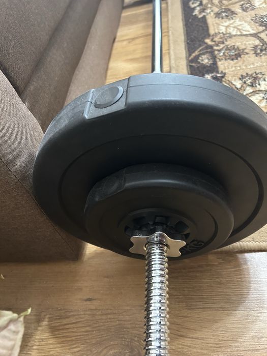 Дъмбели и щанга 65кг