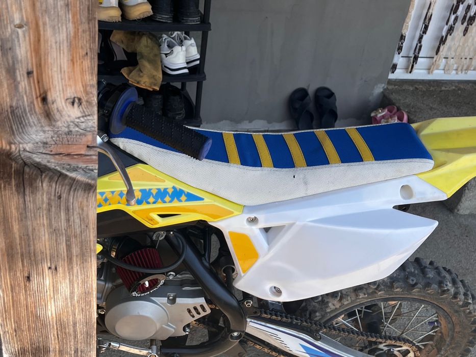 Продава се:Cross125upbeat