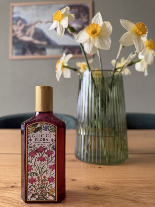 GUCCI FLORA Gorgeous Gardenia Intense парфюм