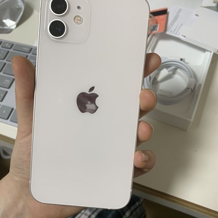 iPhone 12 в идеале 80%