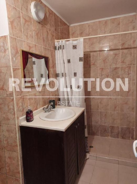 Дава се под наем Двустаен апартамент в Варна, Цветен квартал - 50 кв.м за 375 € - Снимка #7