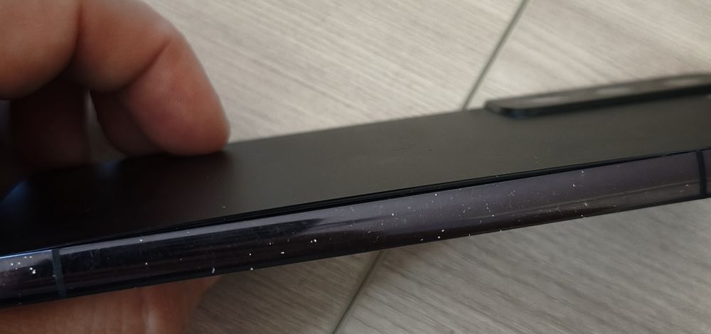 Samsung Galaxy S22 в отличном состояний