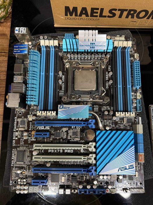 intel Core i7 3930k+32GB Corsair Vengeance DD3 1600mhz+DeepCoo