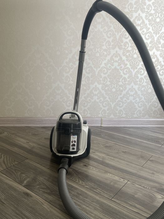 Пылесос Bosch Serie 2