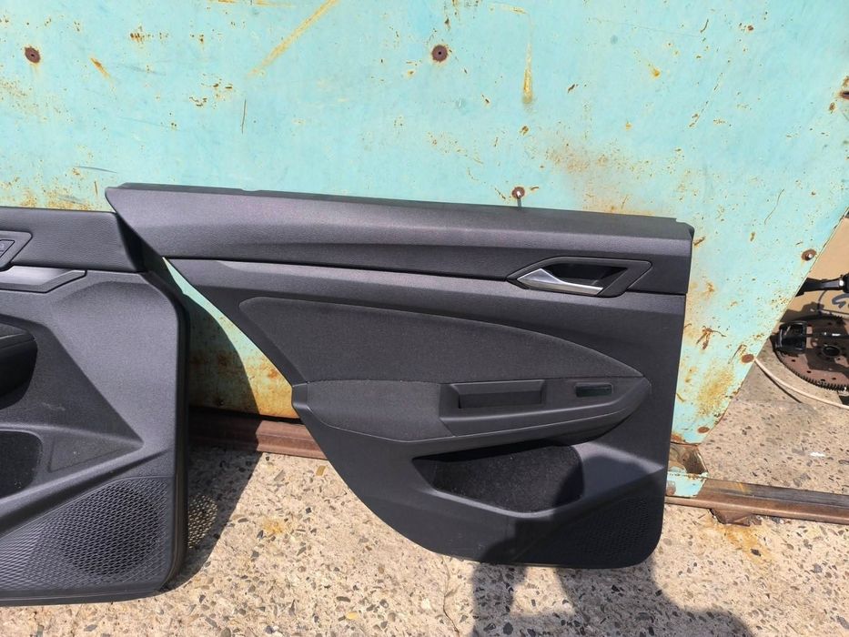 Volkswagen golf 8 салон