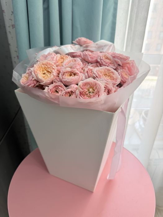 Продам букет пионовидных роз