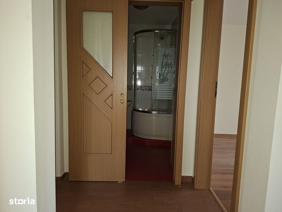 Vanzare apartament 3 camere in Ploiesti zona Vest