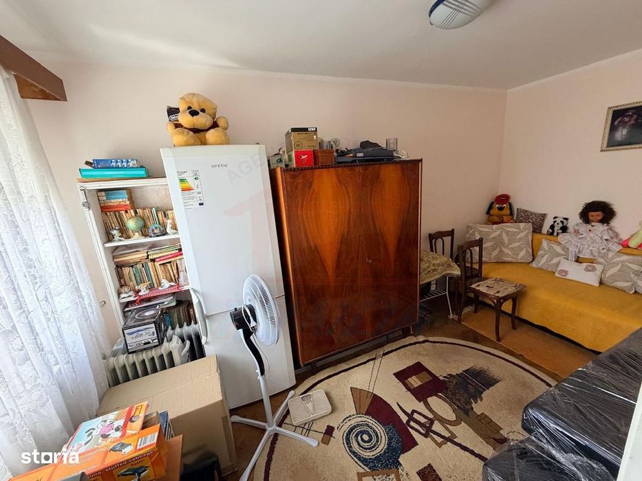 Vanzare apartament cu 4 camere in Micro 13, etaj 3, pret 65 000 euro